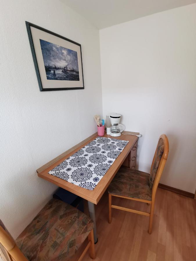 Bungalow Bei Warnemuende Elmenhorst/Lichtenhagen Luaran gambar